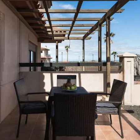 Paradise Island Feriehus Lajares