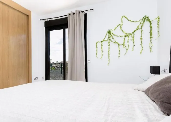 Paradise Island Tatil Evi